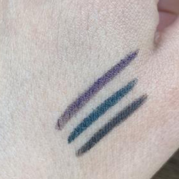 Lancôme “Vert” eye-liner new in box - Picture 2 of 3